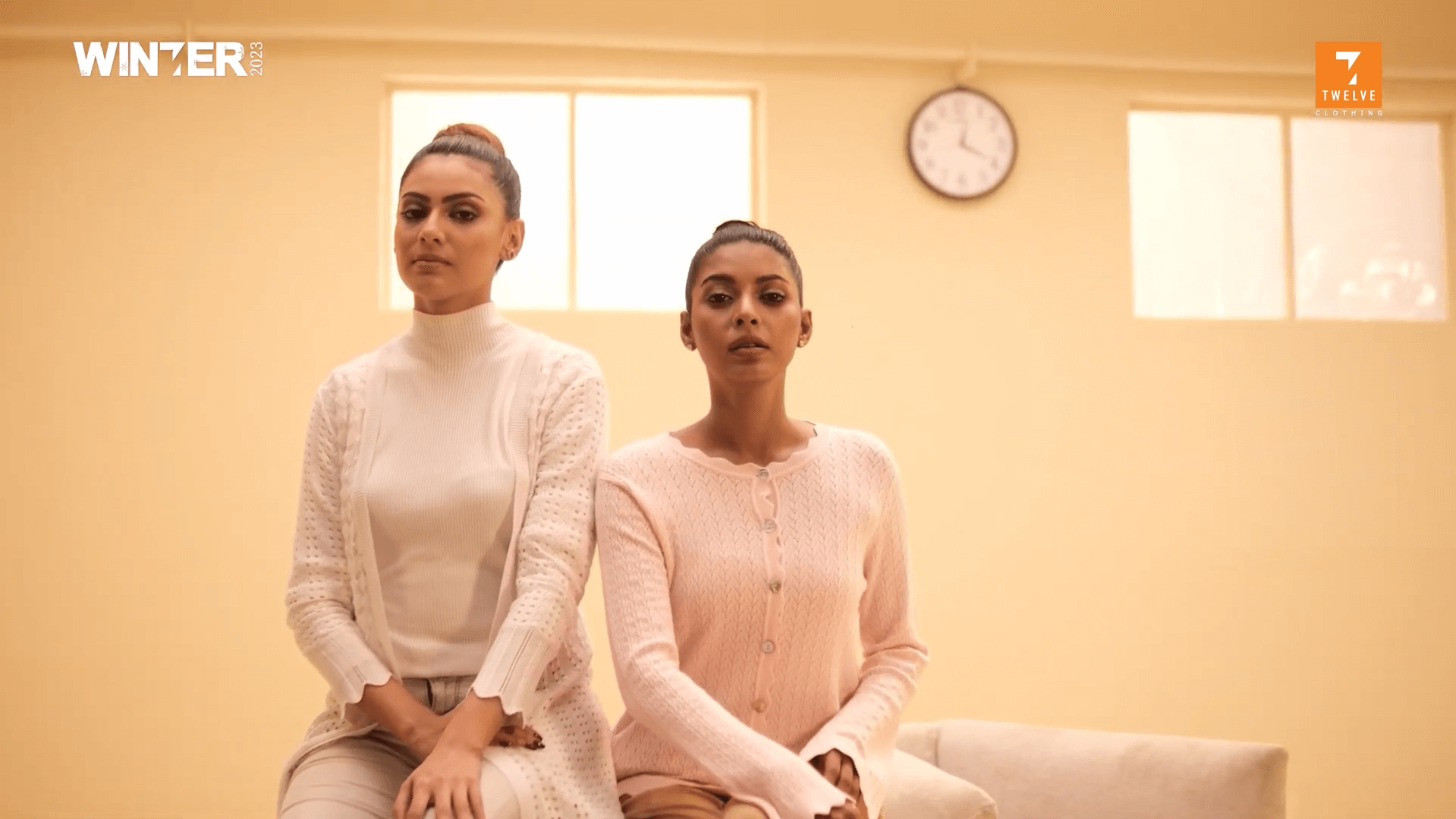𝐄𝐬𝐬𝐞𝐧𝐭𝐢𝐚𝐥 𝐜𝐥𝐚𝐬𝐬𝐢𝐜𝐬 Winter Knit collection